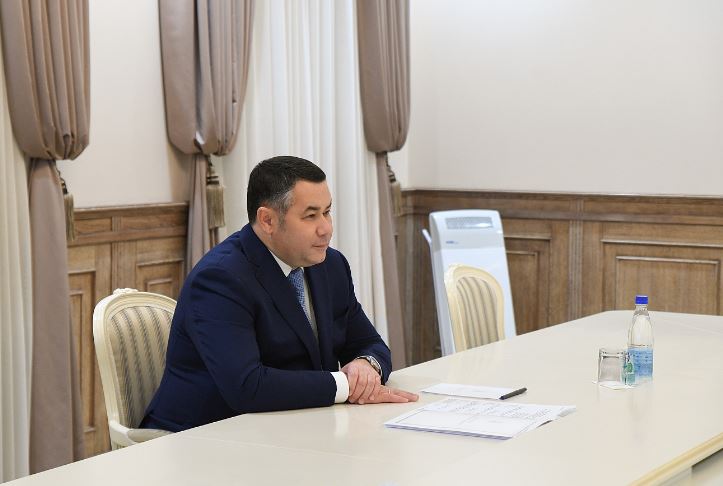 Губернатор Игорь Руденя провел встречу с главой Оленинского муниципального округа