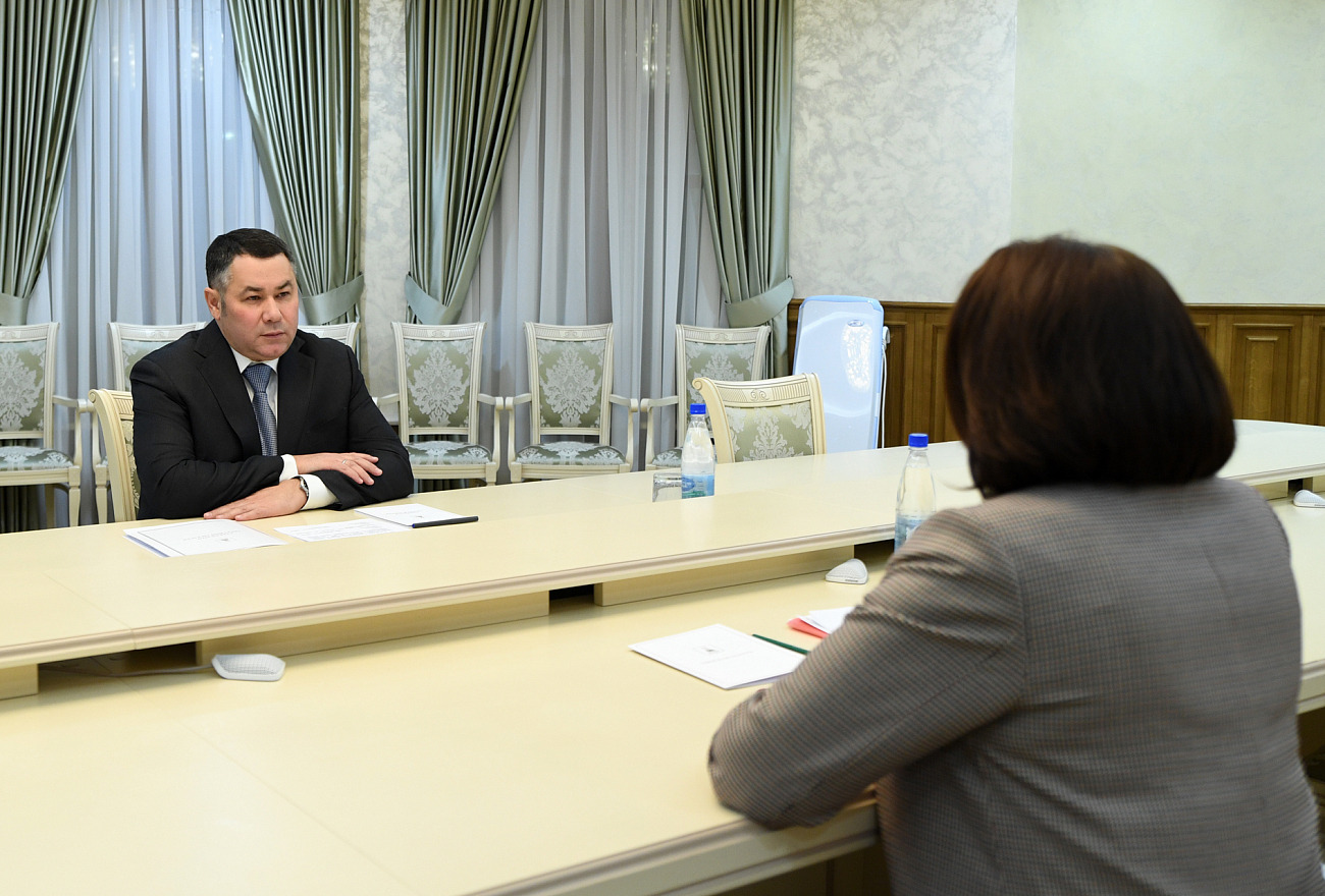 Губернатор Игорь Руденя провёл встречу с главой Кувшиновского района Анной Никифоровой