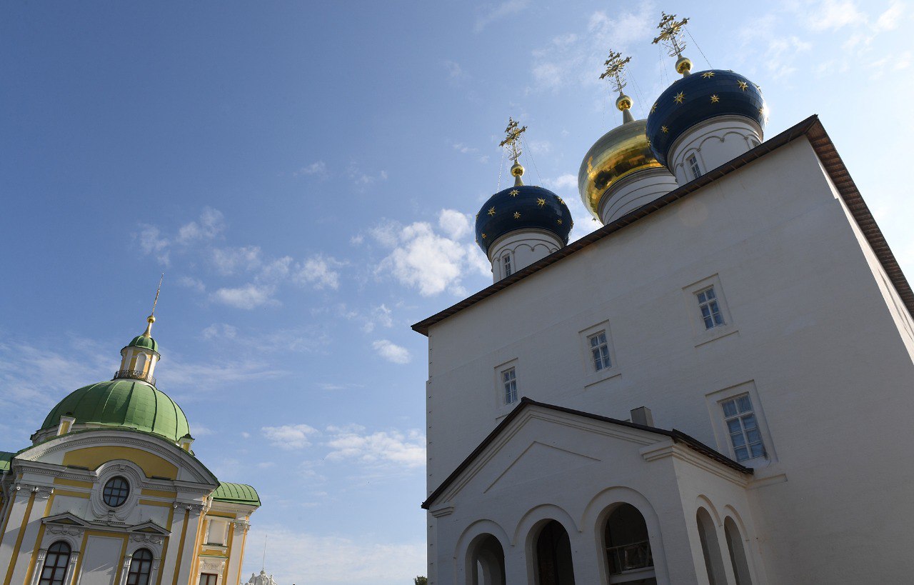 Игорь Руденя провел рабочую встречу по вопросам продолжения строительства Спасо-Преображенского собора