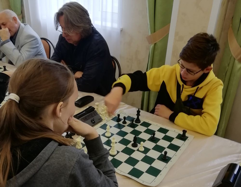 Тридцать три спортсмена из девяти приходов: в торжокском храме прошел шахматный турнир