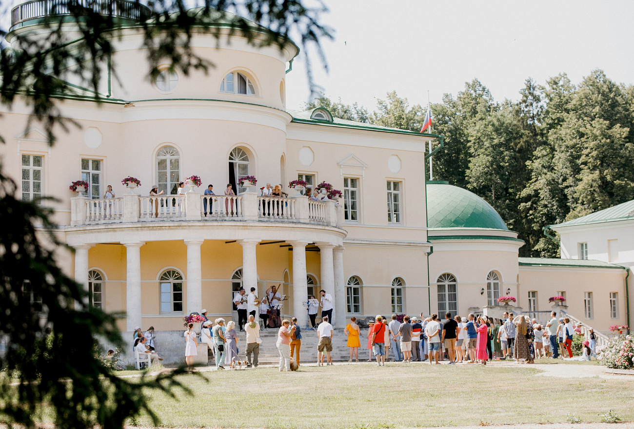 В Тверской области в известных поместьях проходят масштабные туристические события
