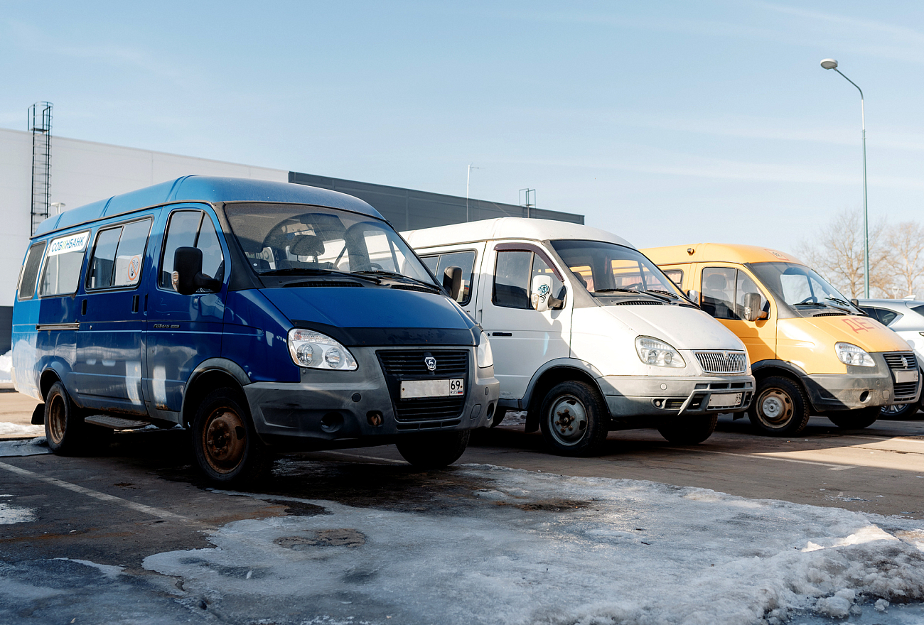 Тверской штаб «МыВместе» передал три автомобиля и необходимые бойцам вещи в зону проведения специальной военной операции