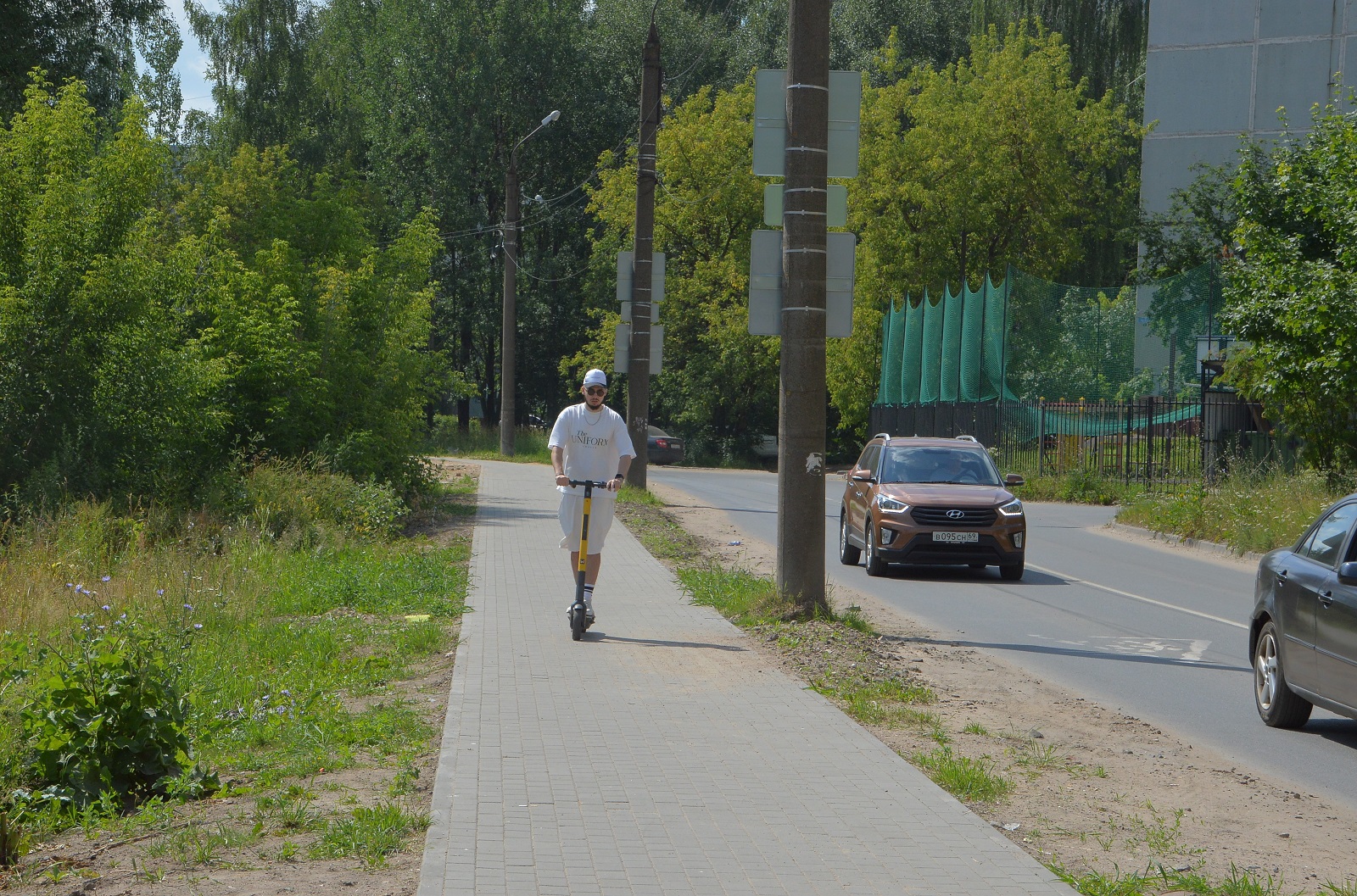 В Твери завершен ремонт тротуаров на Зеленом и Промышленном проездах