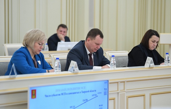 фото с сайта регионального Правительства  2910 24